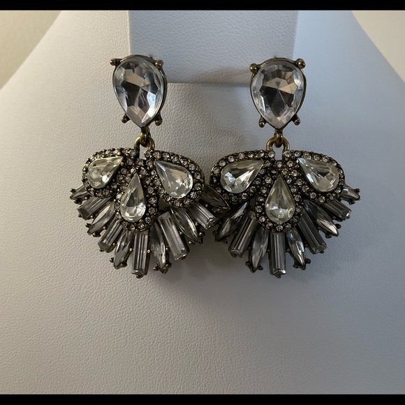 Vintage Rhinestone Chandelier Fan Earrings - Picture 1 of 4